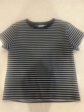 Woman’s tee